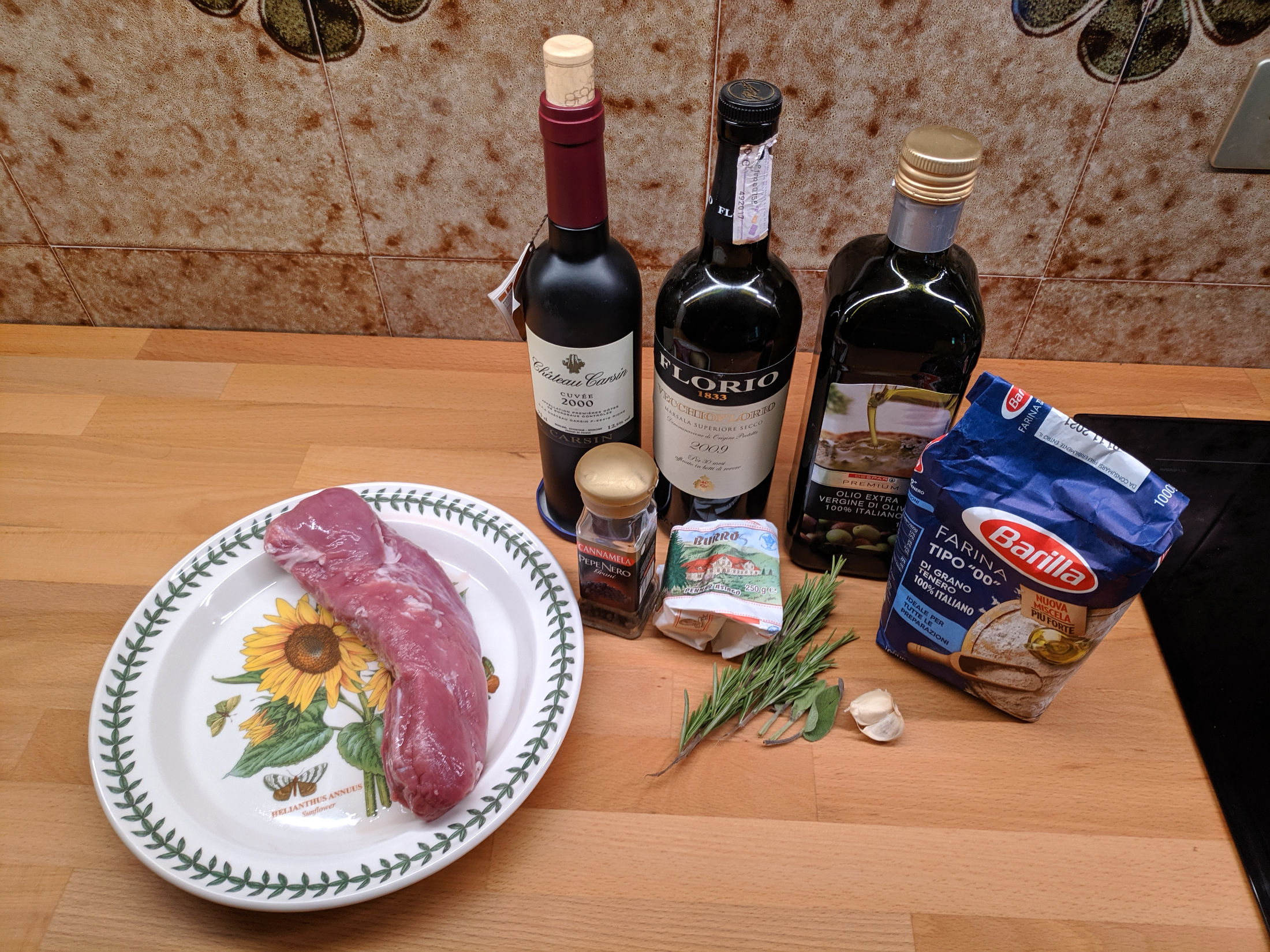 Ingredienti per il filetto di maiale al Marsala.